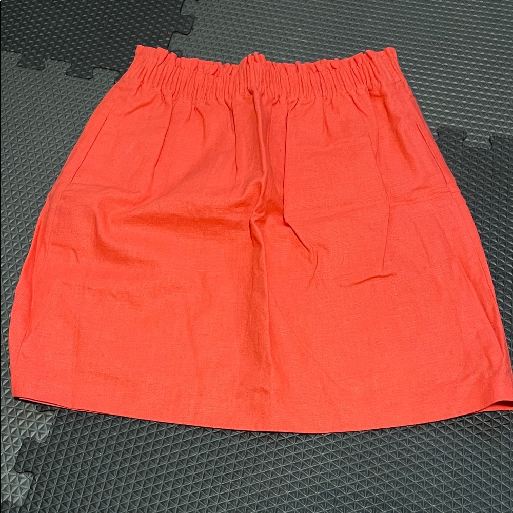 J. Crew salmon colored  Bubble Knee-Length Skirt size 00